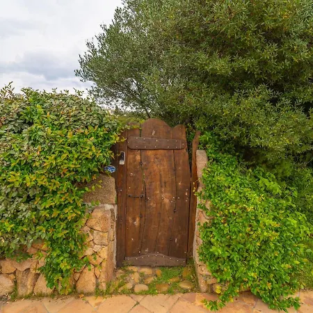 Domo Mea - By Searly Villa Porto Cervo
