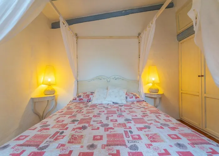 Villa Domo Mea - By Searly