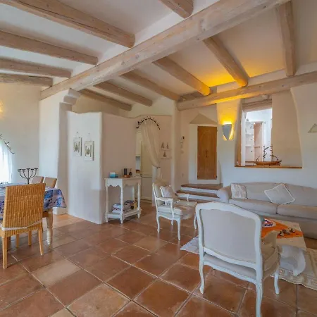 Domo Mea - By Searly Porto Cervo